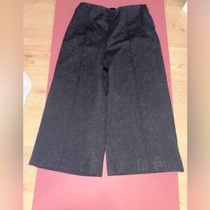 Chico's Charcoal Gray size 14 (2.5) wide leg Knit Pants
